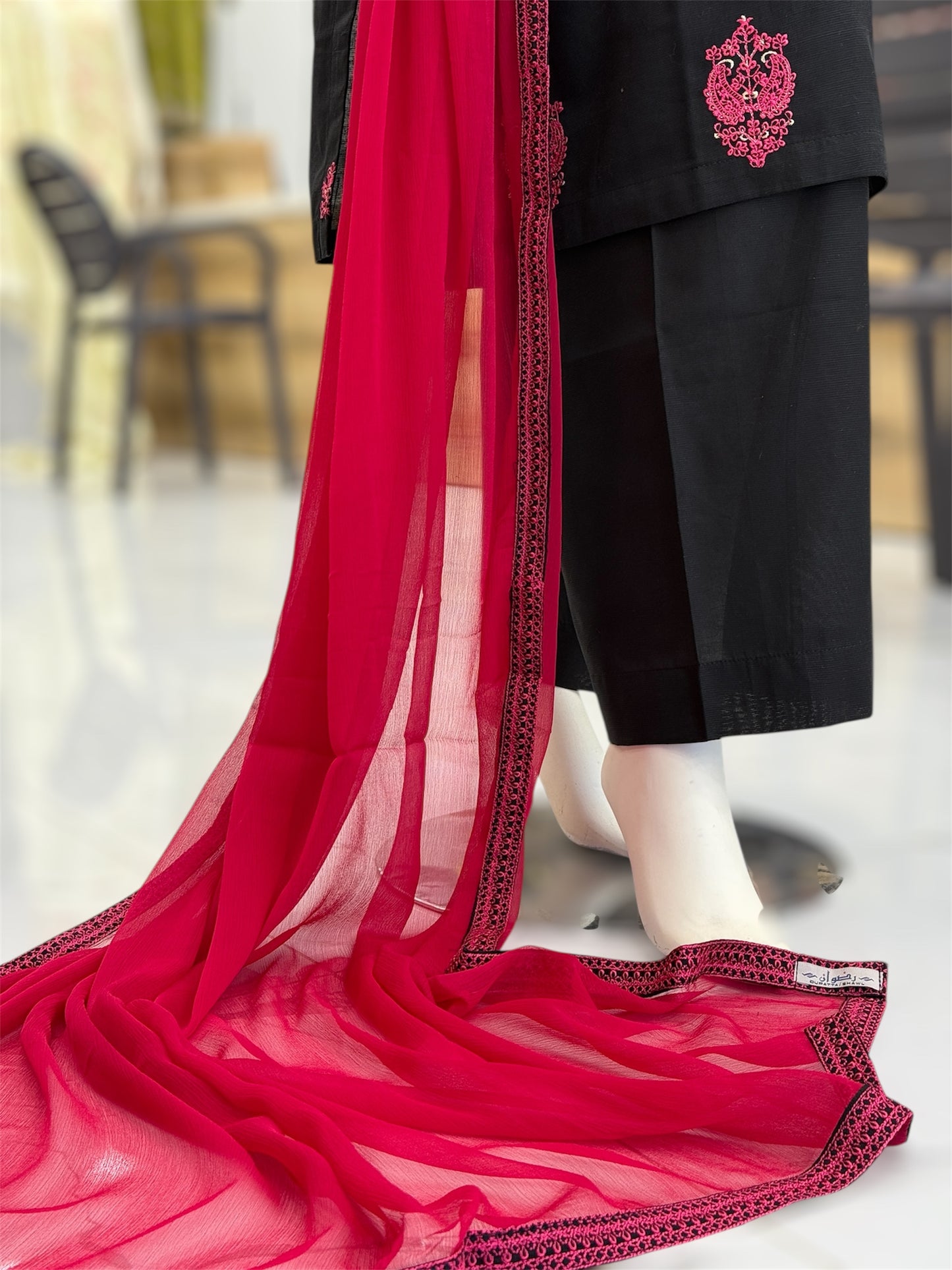 The Ethnic Black&Pink 93-A | Khaddar | Stitched