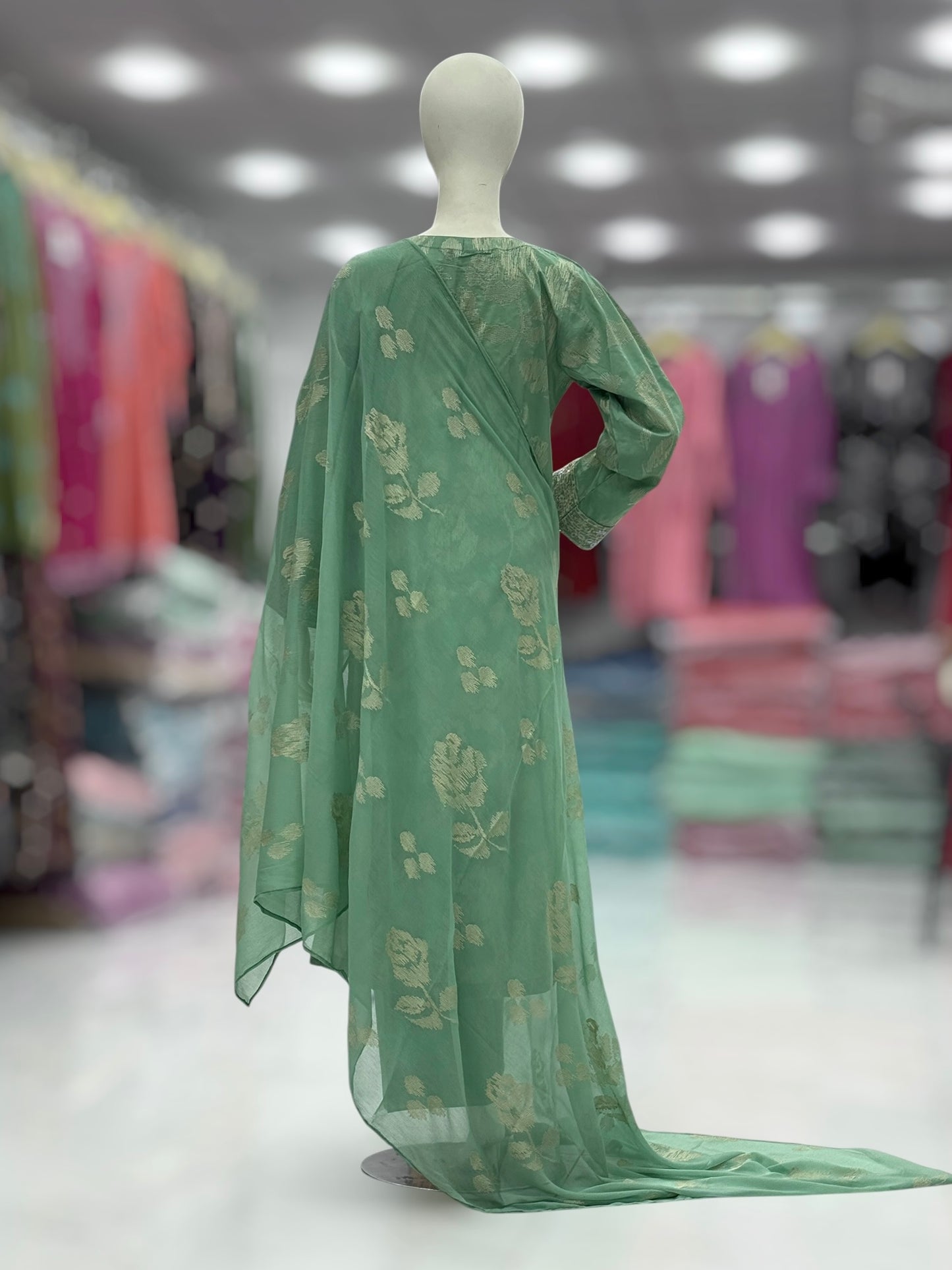 Resham Exclusive Lawn L96 | Stitched | 3 Piece