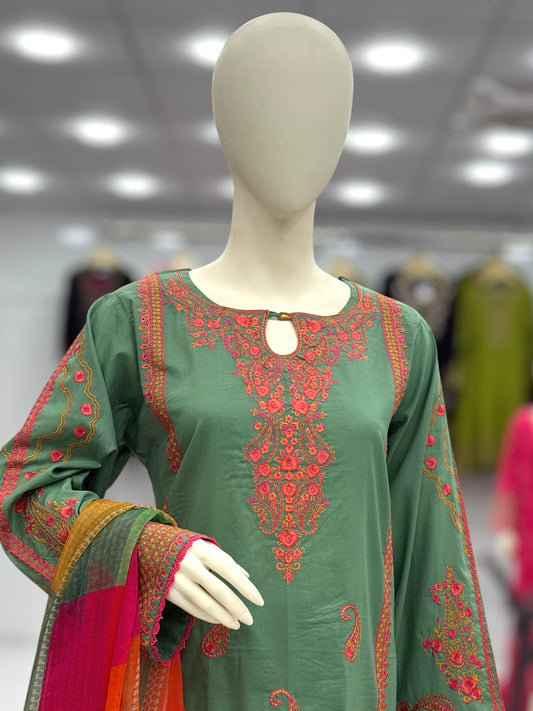 Prism Lawn L42-B | Stitched | 3 Piece