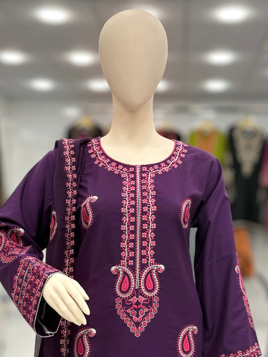 Ronak 213-A | Khaddar | Stitched