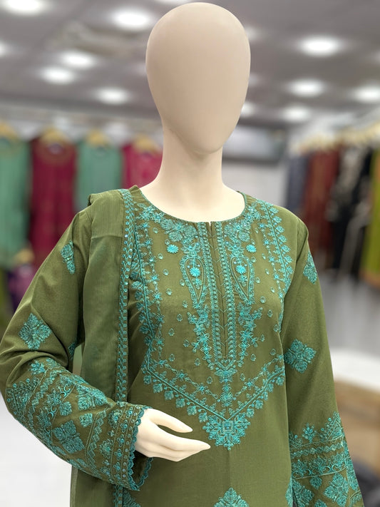 Majestic Lawn Karandi K47-B | Stitched | 3 Piece