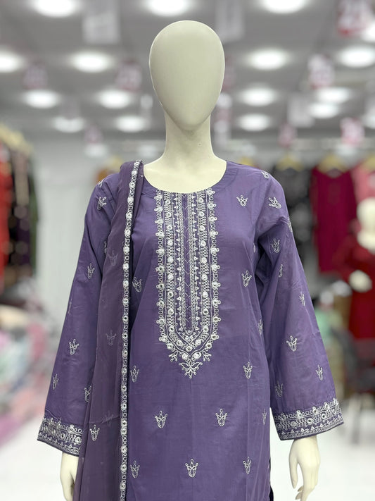 Mirror Garden Exclusive Lawn L97-C | Stitched | 3 Piece