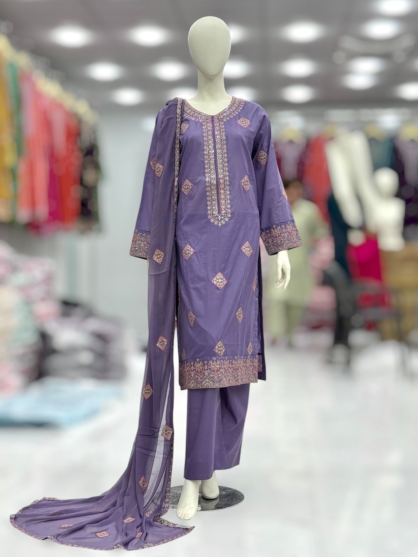 Crystal Exclusive Lawn L87-A | Stitched | 3 Piece
