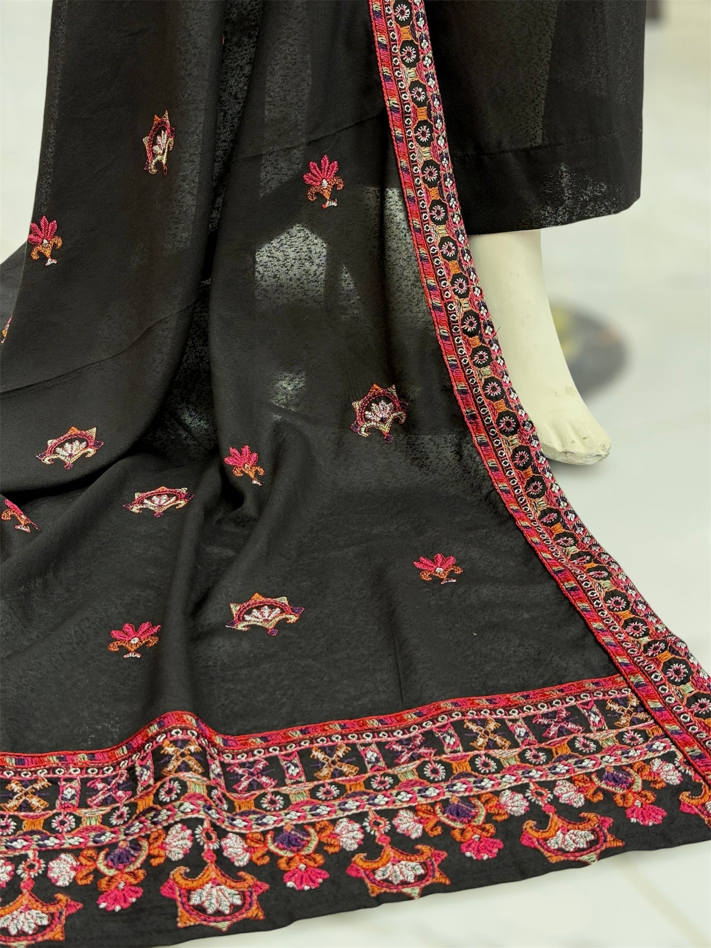 Blooming Desert  Embroiderd Karandi | 60-B | 3 Piece | Stitched