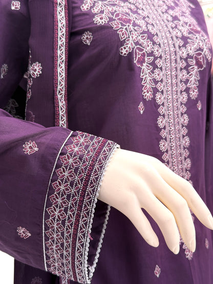 Chilman Exclusive Lawn L73-C | Stitched | 3 Piece