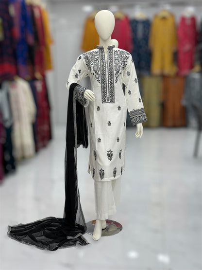 The Ethnic White&Black 93-C | Khaddar | Stitched
