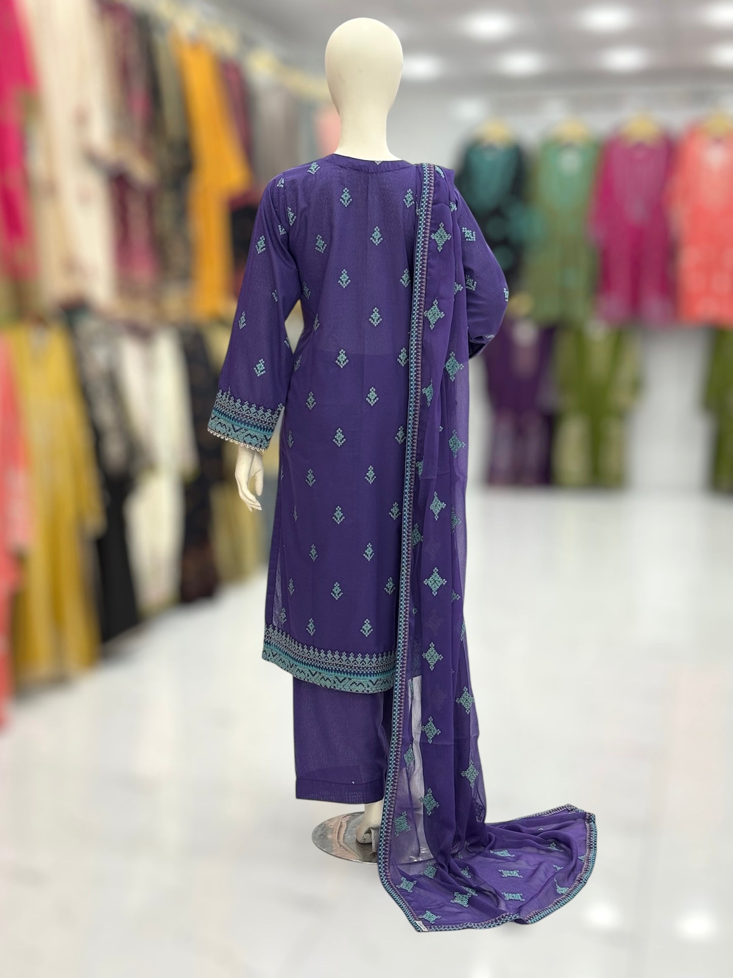 Geomatric Autumn Lawn Karandi K49-B | Stitched | 3 Piece