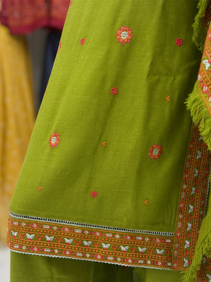 Gulnaar Leather Peach 209-B | Stitched | 3 Piece