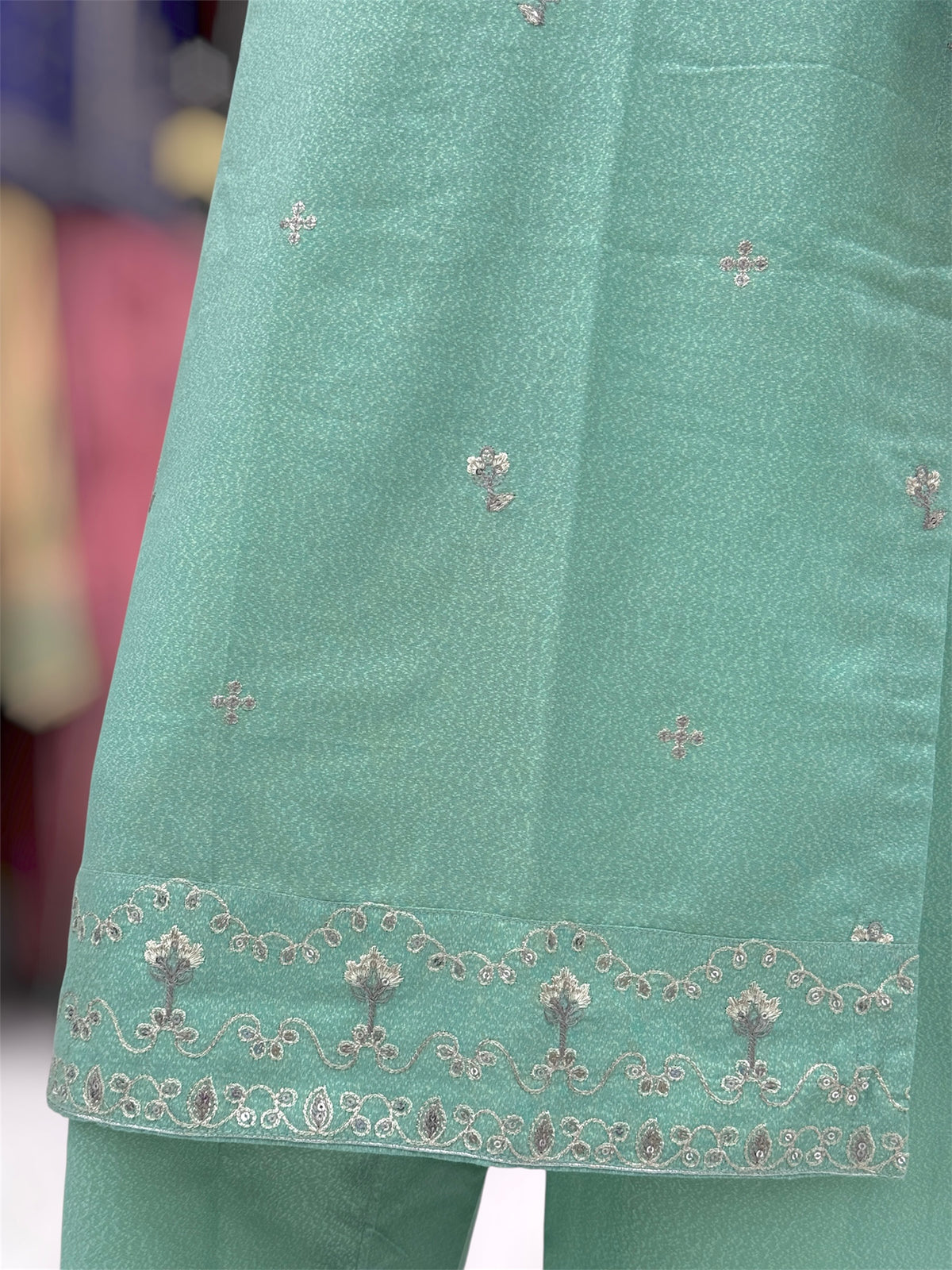 Nazneen Lawn Karandi K165-C | Stitched | 3 Piece
