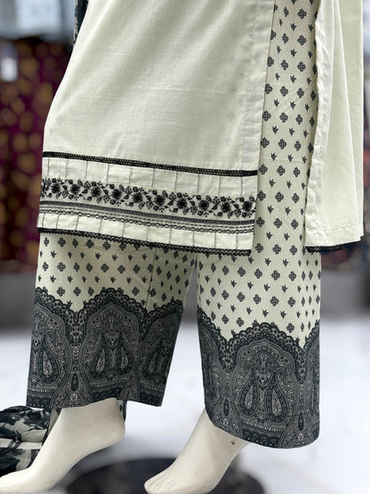 Black Prints Lawn L-71-A | Stitched | 3 Piece
