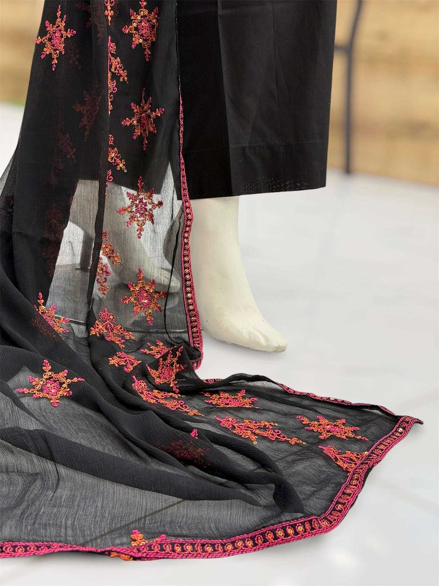 Nigaar Exclusive Lawn L89-A | Stitched | 3 Piece