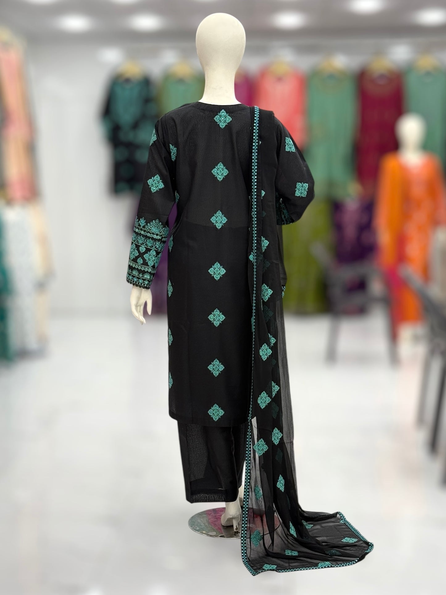Majestic Lawn Karandi K47-C | Stitched | 3 Piece