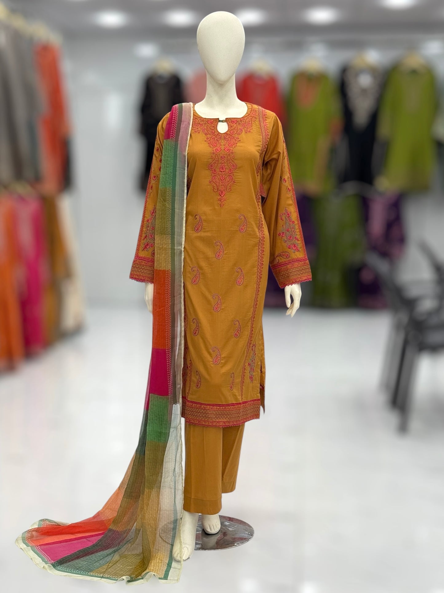 Prism Lawn L42-A | Stitched | 3 Piece