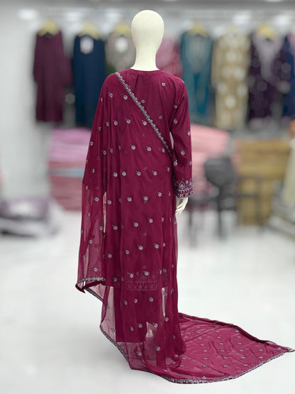Pakeeza Exclusive Lawn L85-A | Stitched | 3 Piece