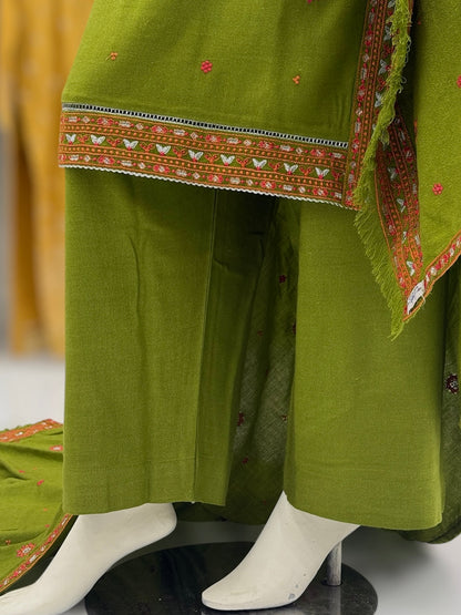 Gulnaar Leather Peach 209-B | Stitched | 3 Piece