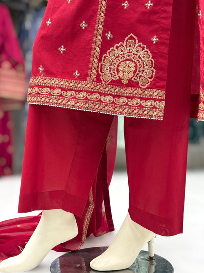 Mortaj Exclusive Lawn L81-A | Stitched | 3 Piece