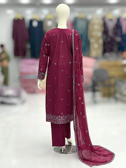 Pakeeza Exclusive Lawn L85-A | Stitched | 3 Piece