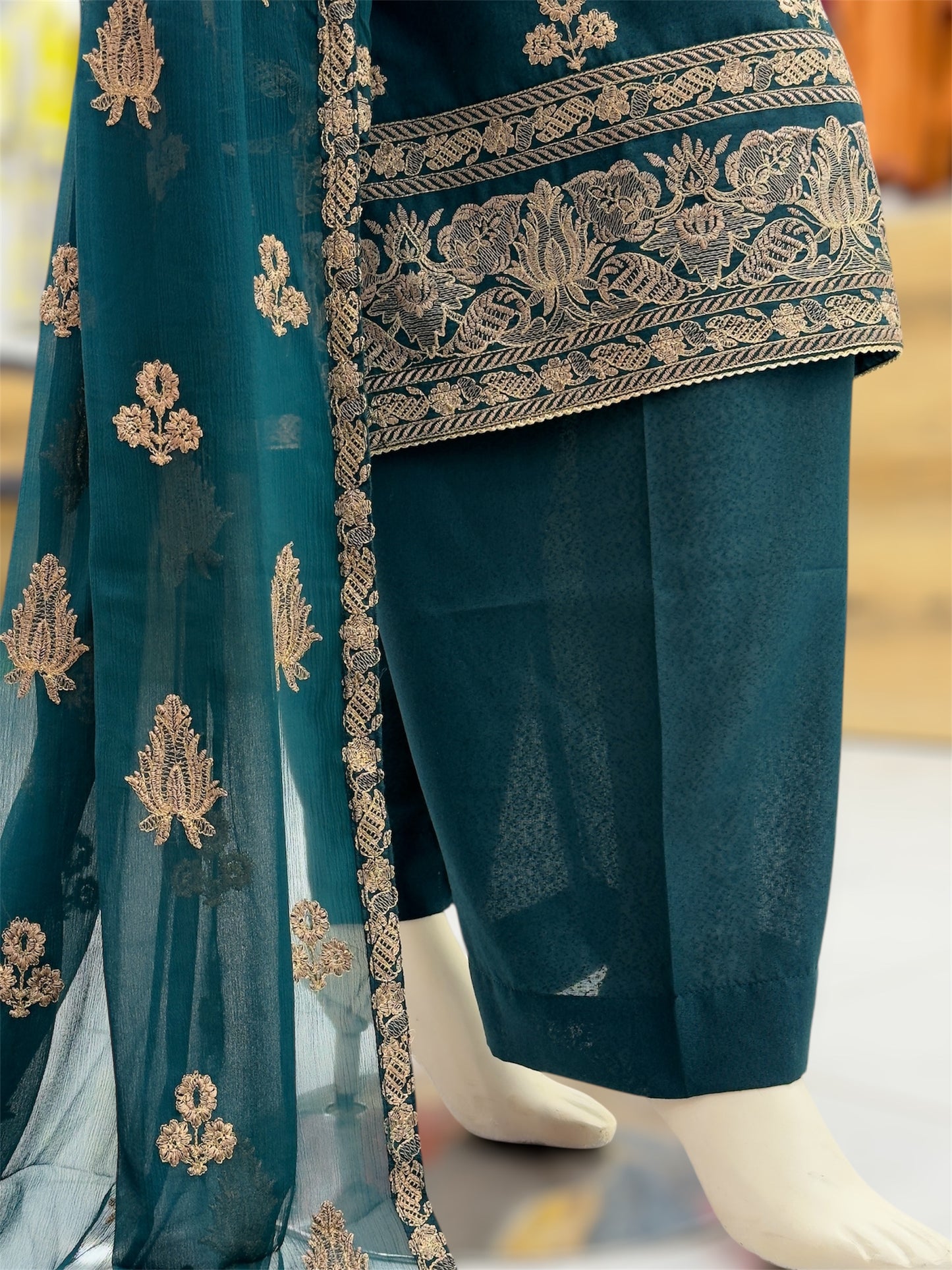 Blossom Mongia 91-B| Stitched | 3 Piece