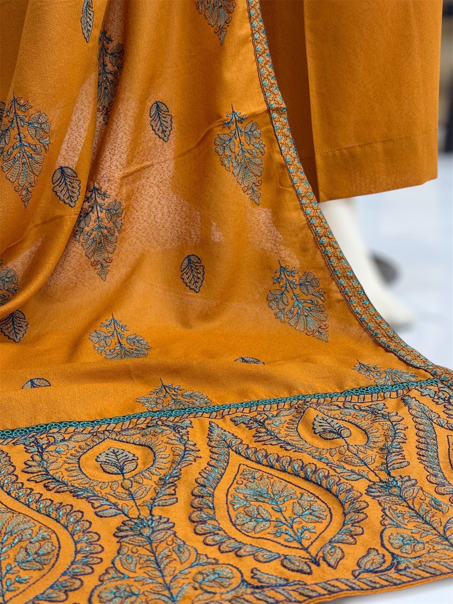 Amber Heritage Embroiderd Karandi | 59-A | 3 Piece | Stitched