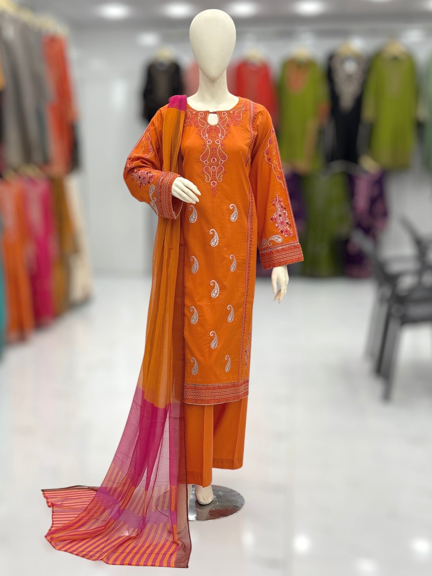Prism Lawn L42-C | Stitched | 3 Piece