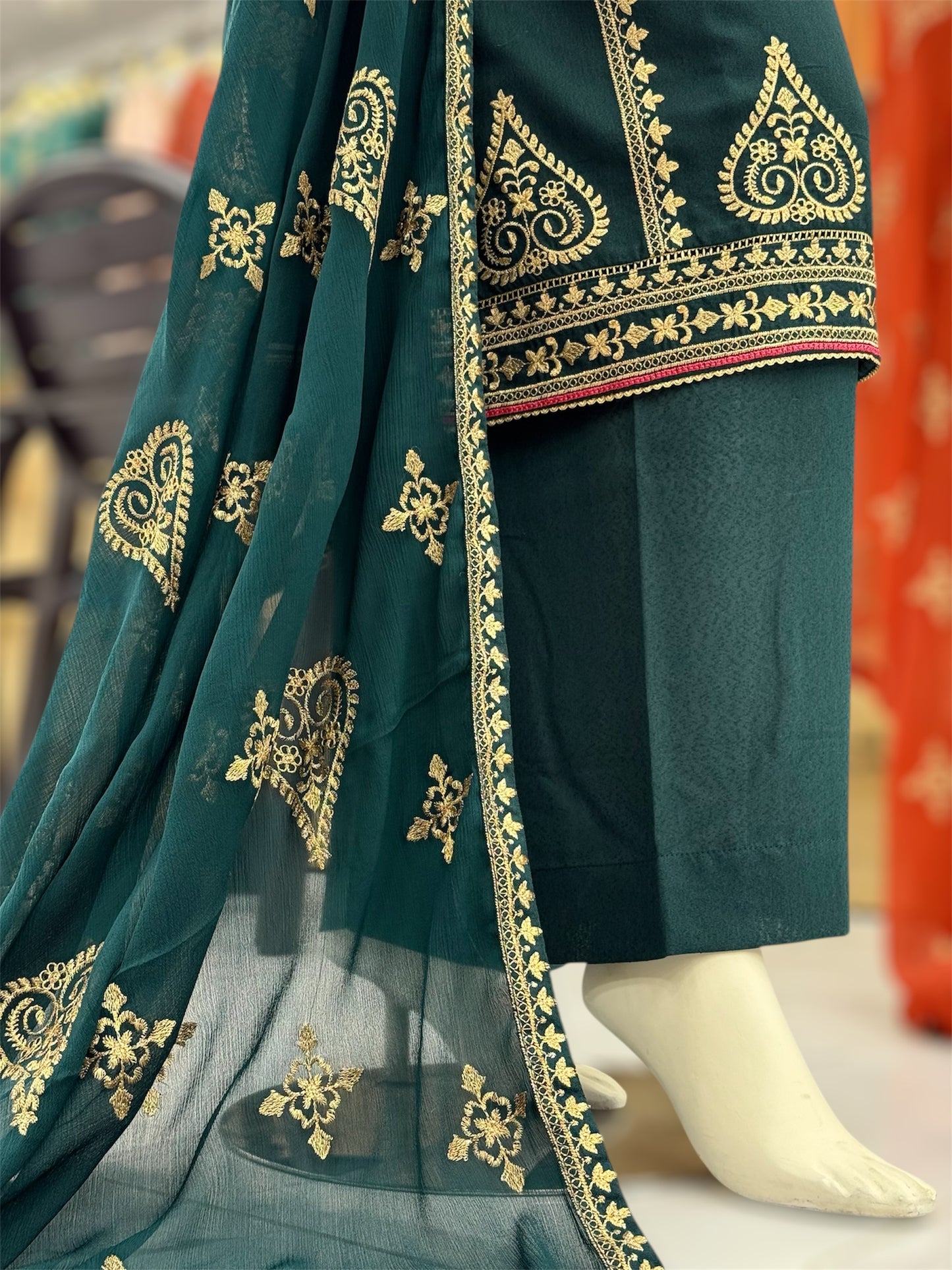 Golden Threads Mongia Karandi 89-B | Stitched | 3 Piece