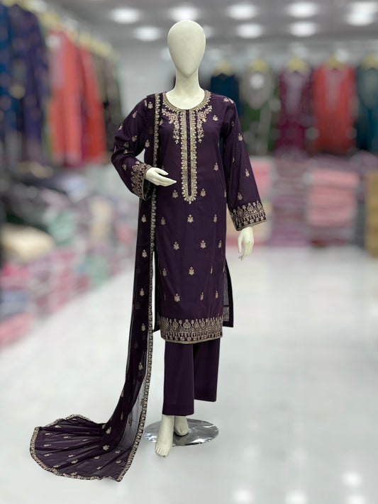 Pakeeza Exclusive Lawn L85-B | Stitched | 3 Piece
