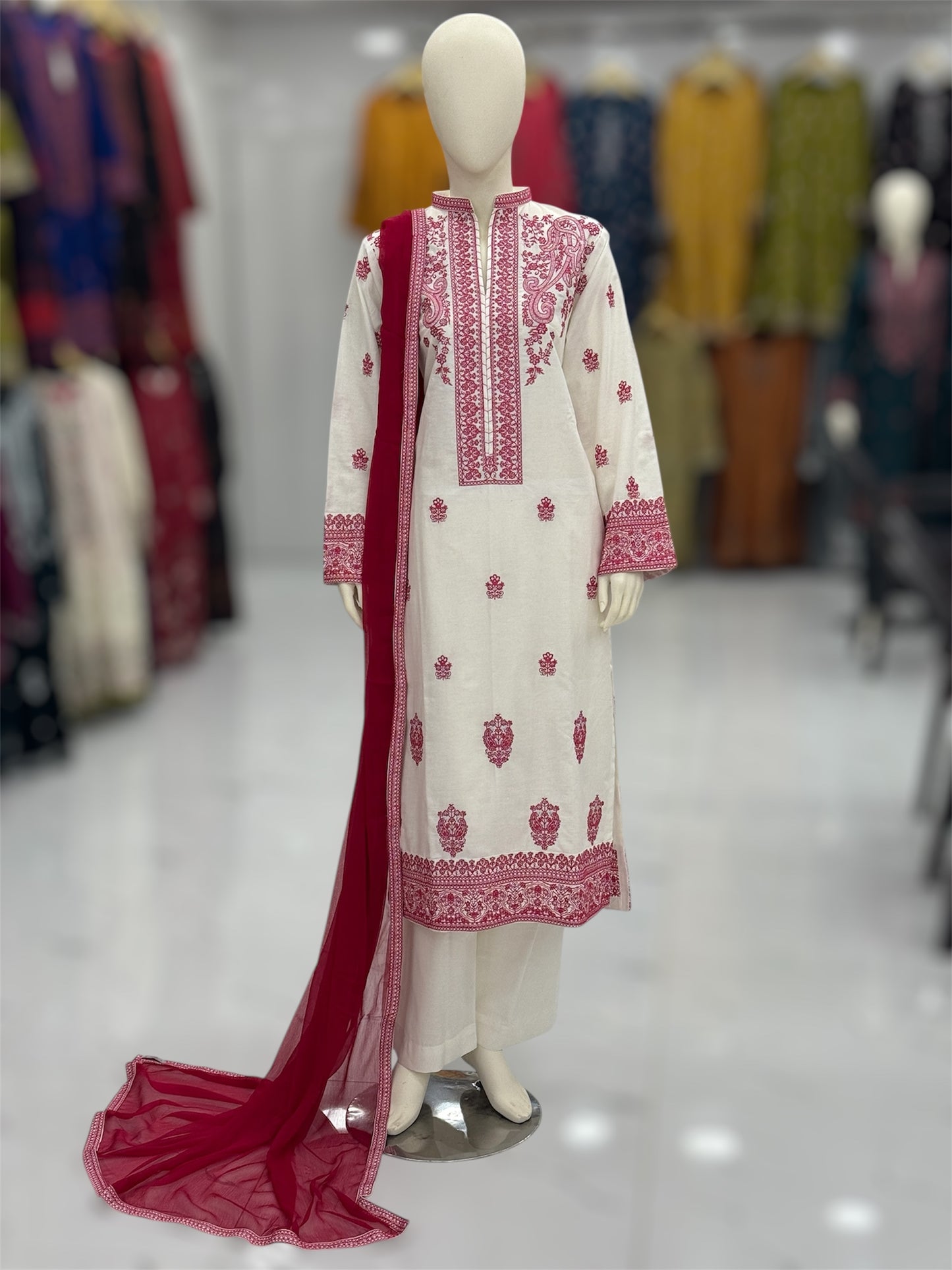 The Ethnic White&Pink Special 94-C | Khaddar | Stitched