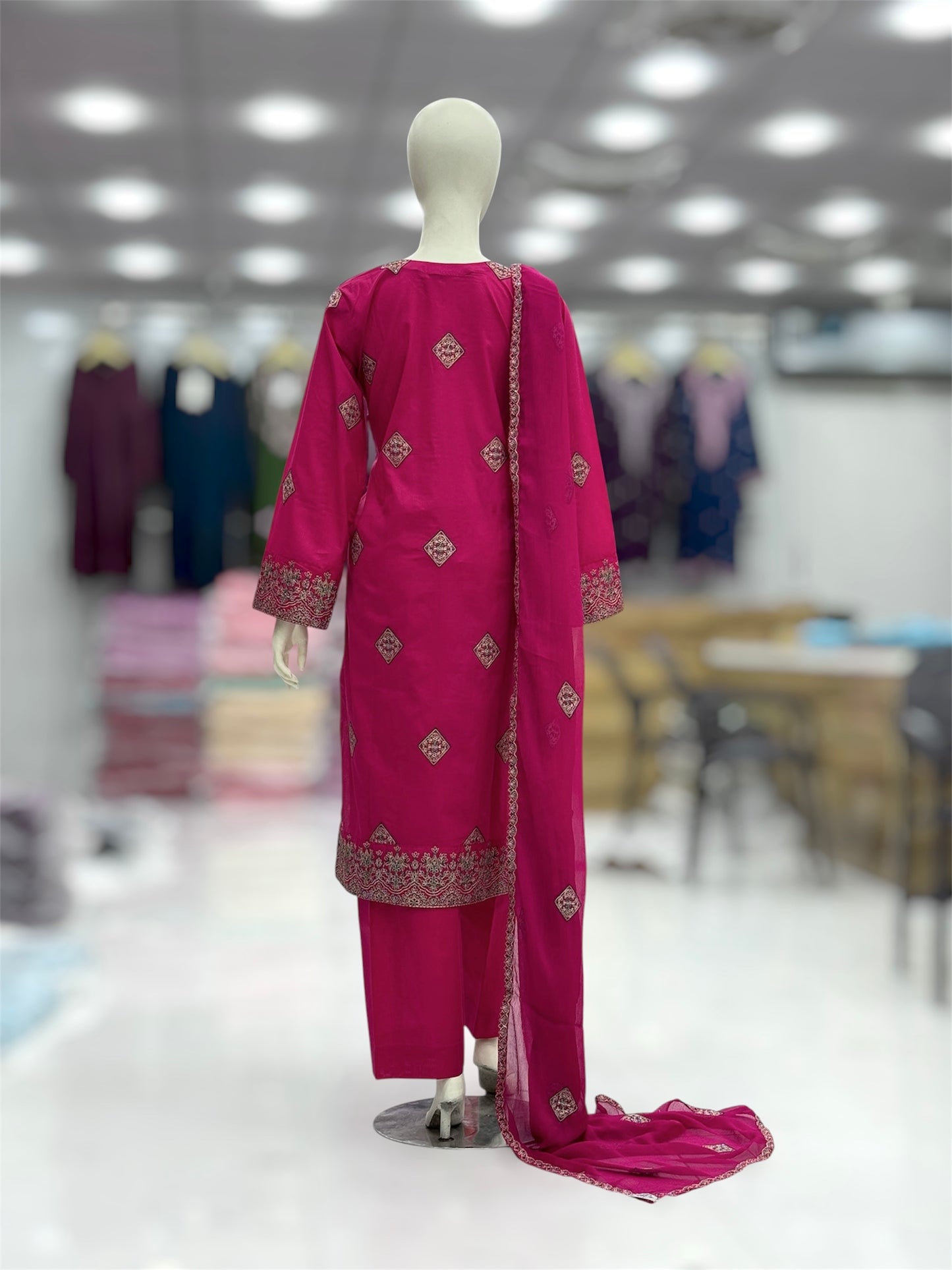 Crystal Exclusive Lawn L87-B | Stitched | 3 Piece