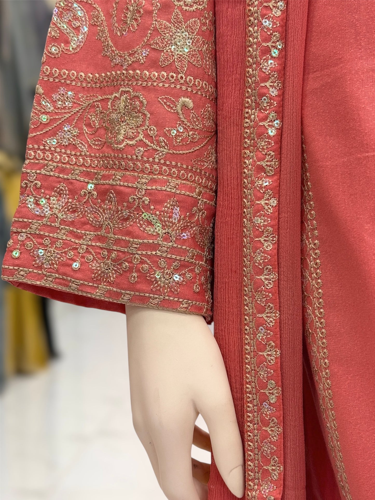 Taj Mahal Lawn Karandi K41-C | Stitched | 3 Piece