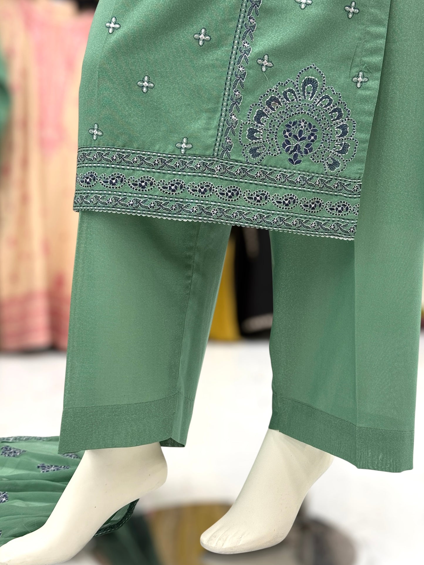 Mortaaj Lawn Karandi K46-A | Stitched | 3 Piece