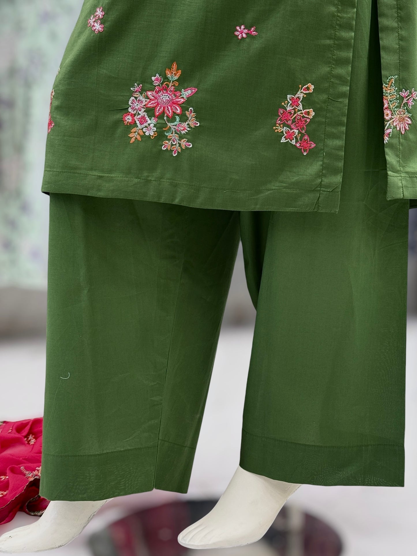 Gulrang Exclusive Lawn L76-D | Stitched | 3 Piece