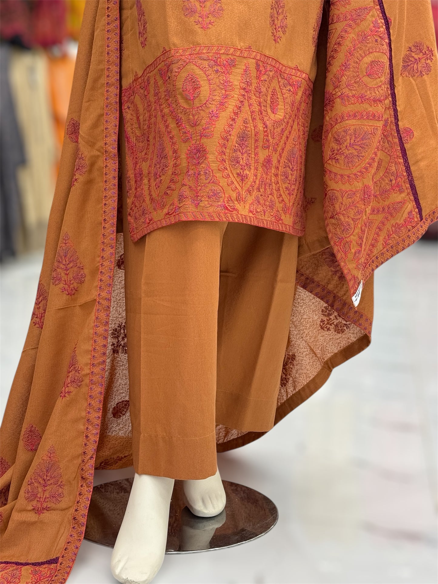 Amber Heritage Beige Embroiderd Karandi | 59-B | 3 Piece | Stitched