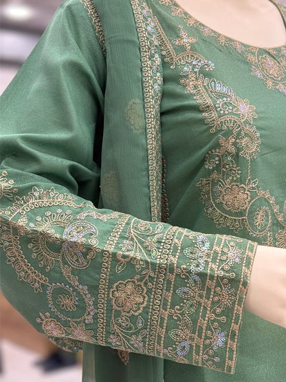 Taj Mahal Lawn Karandi K41-A | Stitched | 3 Piece
