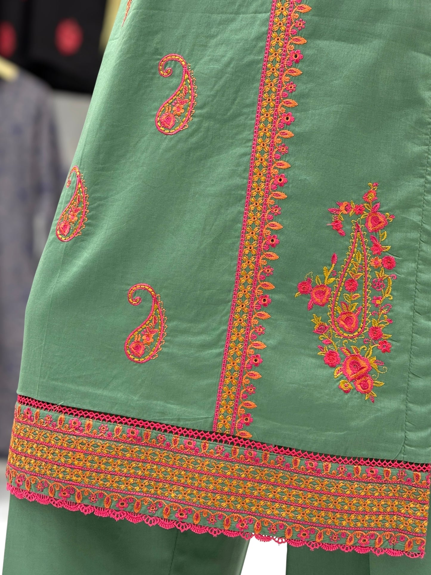 Prism Lawn L42-B | Stitched | 3 Piece