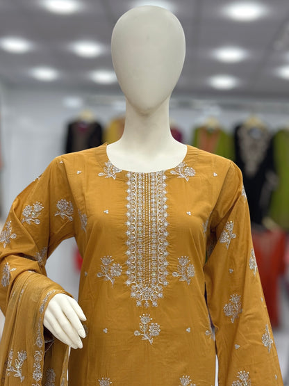 Meher-e-Zari  Lawn L40-B | Stitched | 3 Piece