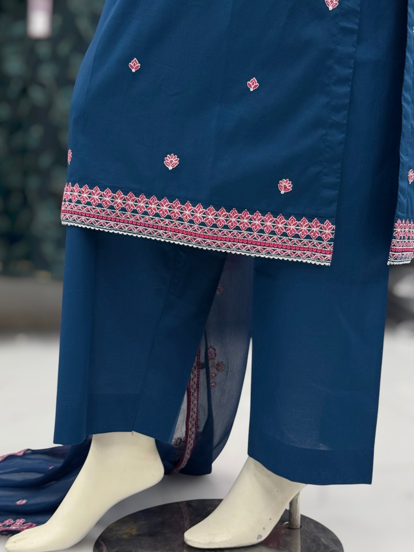 Chilman Exclusive Lawn L73-B | Stitched | 3 Piece