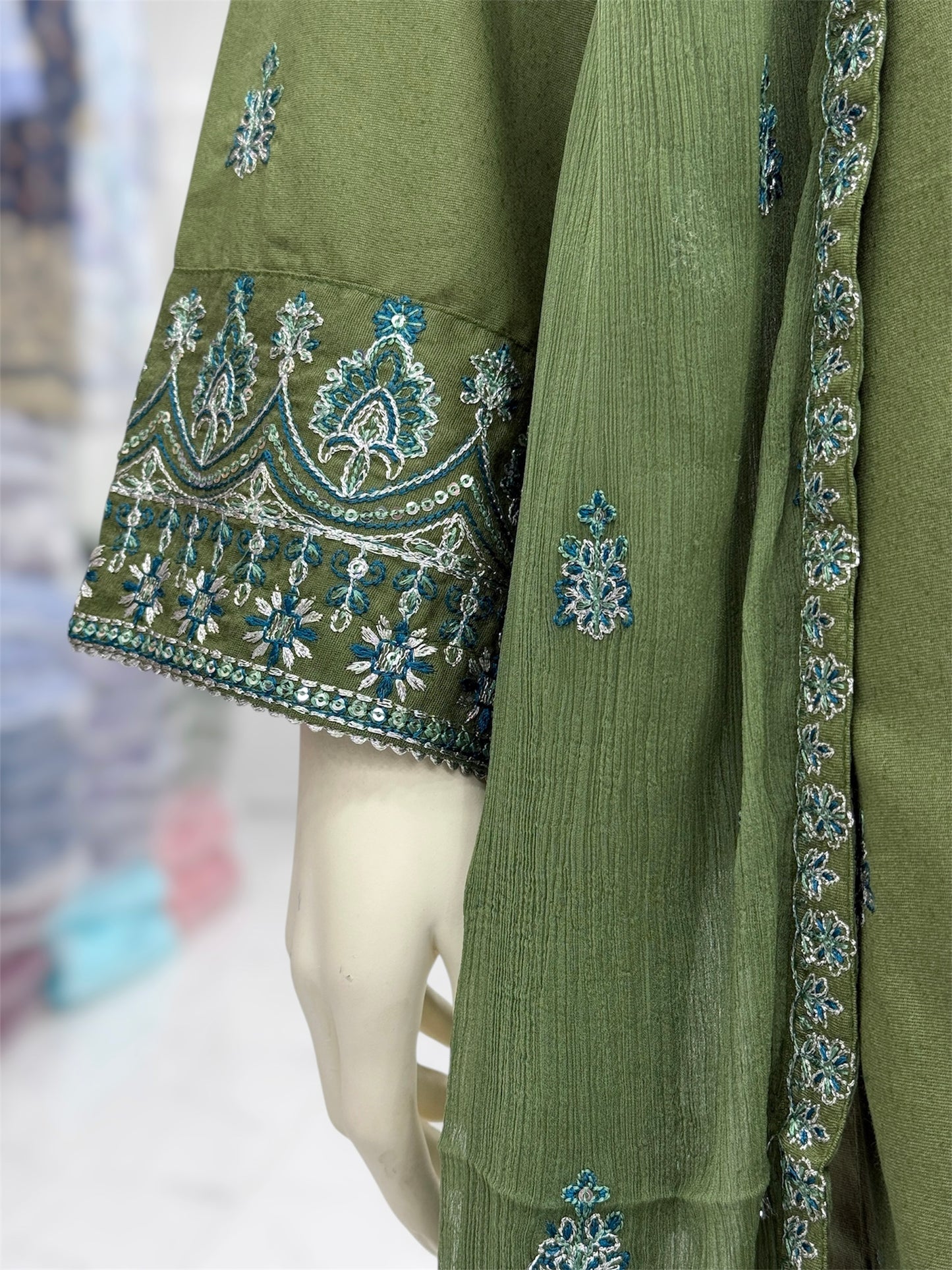 Maahi Lawn Karandi K60-C | Stitched | 3 Piece