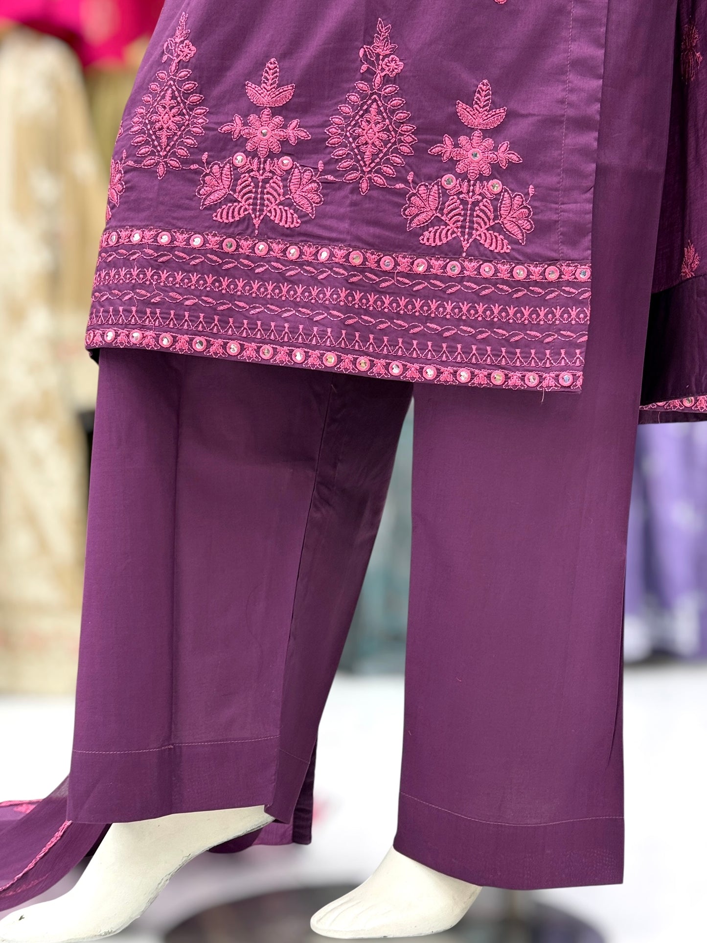 Mirror White Exclusive Lawn L98-A | Stitched | 3 Piece