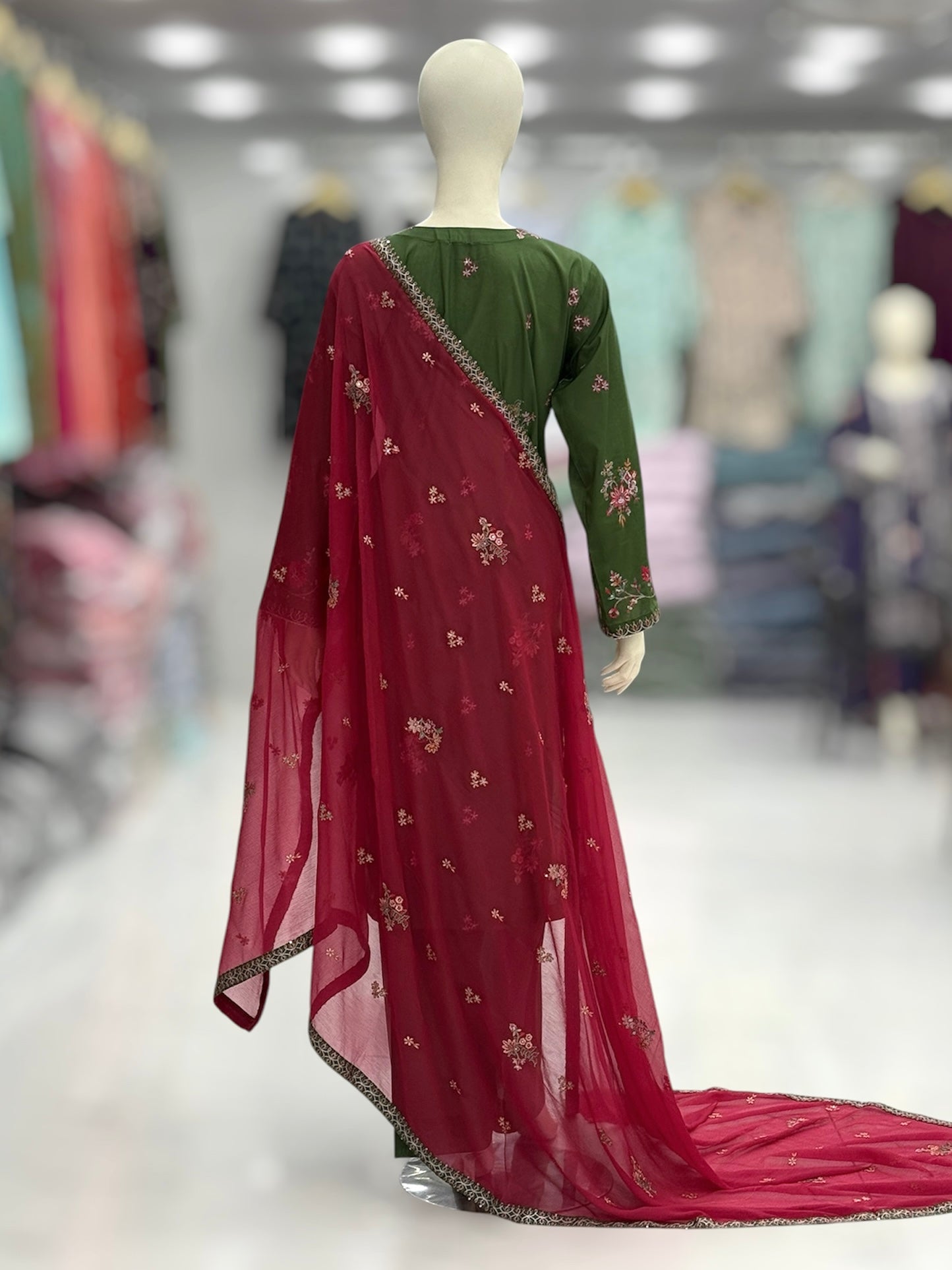 Gulrang Exclusive Lawn L76-D | Stitched | 3 Piece