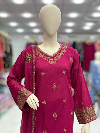 Zari Mahal Exclusive Lawn L95-A | Stitched | 3 Piece