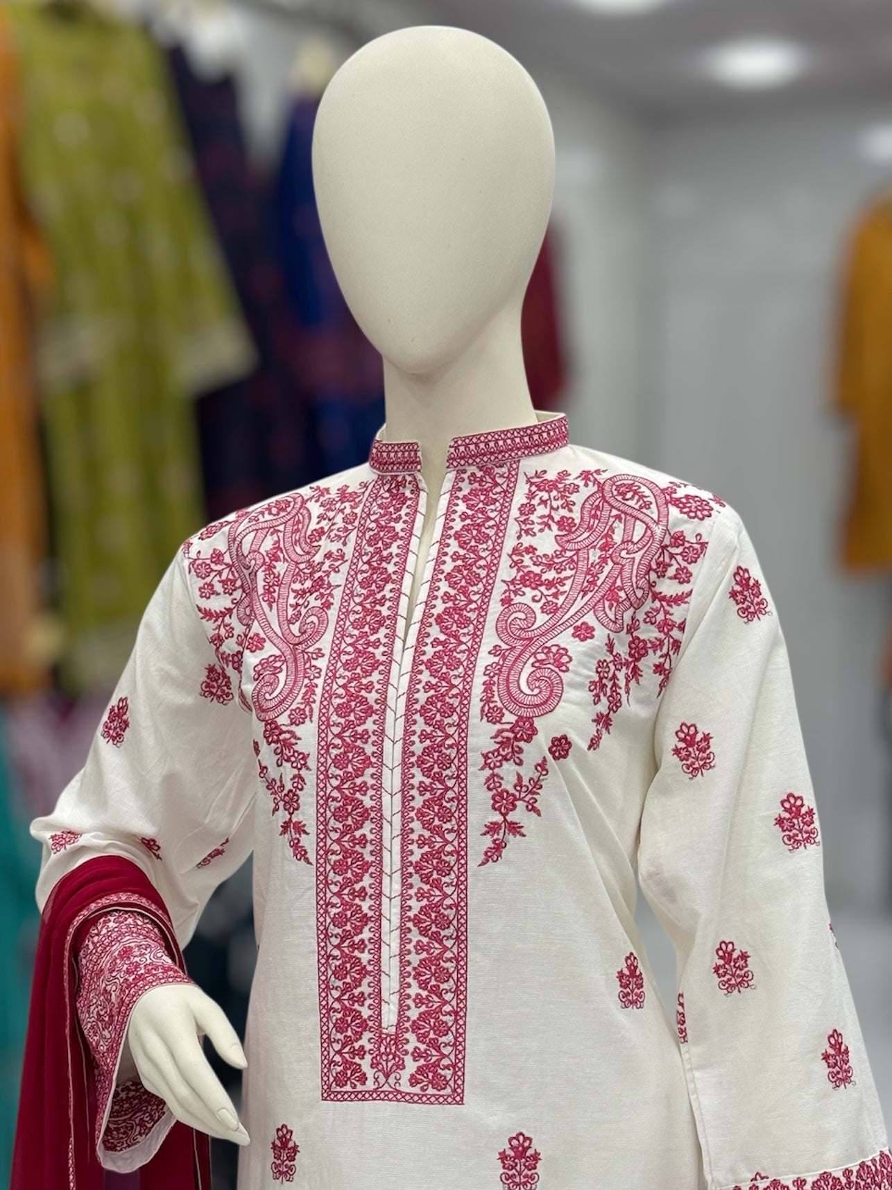 The Ethnic White&Pink Special 94-C | Khaddar | Stitched