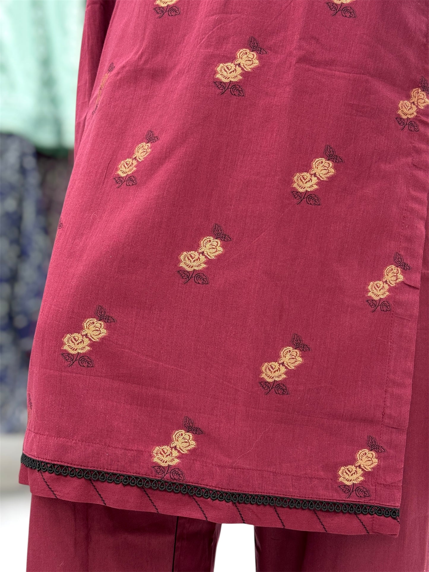 Zareen Jacquard Lawn L-69 | Stitched | 3 Piece