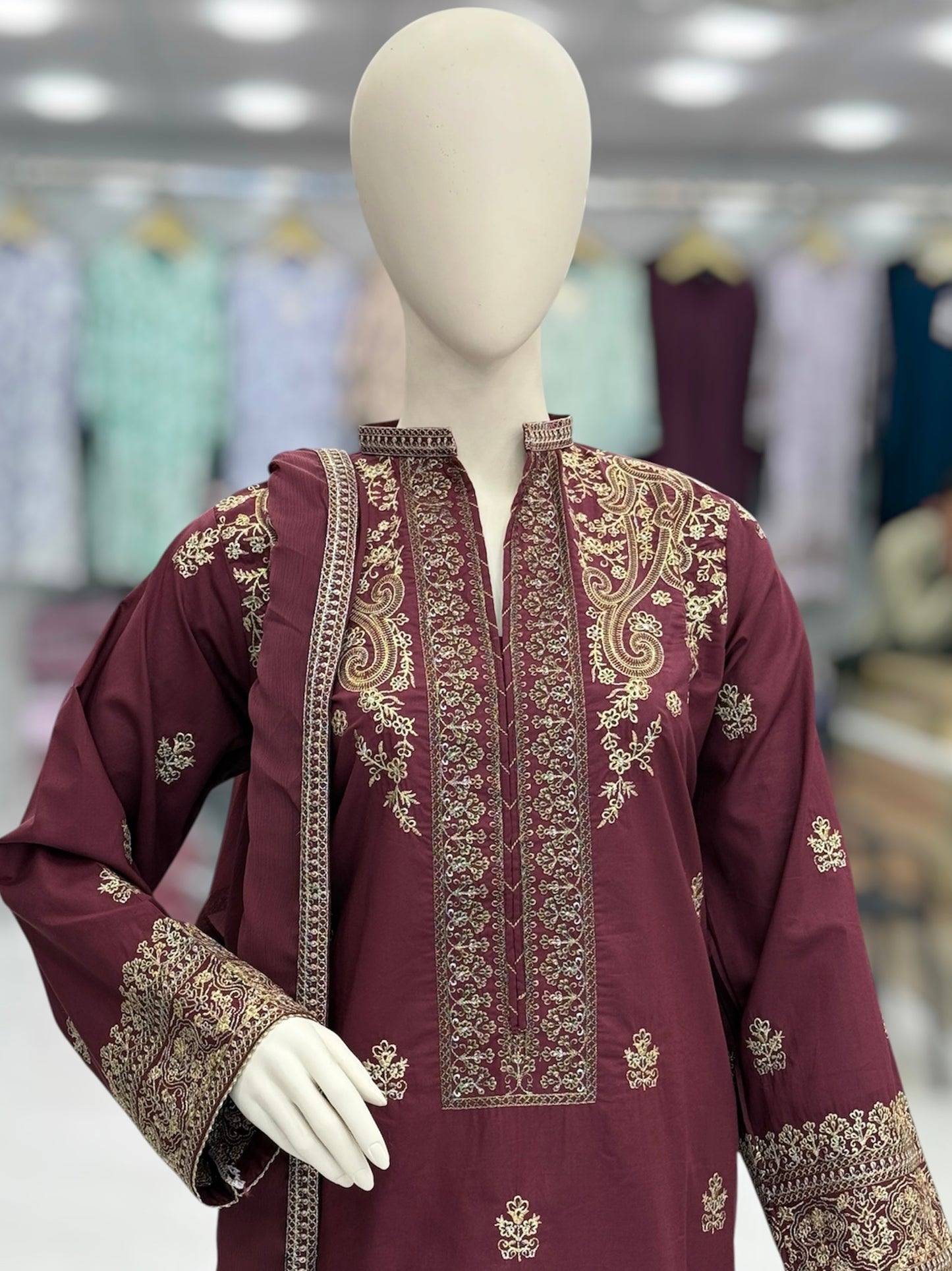 Ethnic Gold Exclusive Lawn L72-A | Stitched | 3 Piece