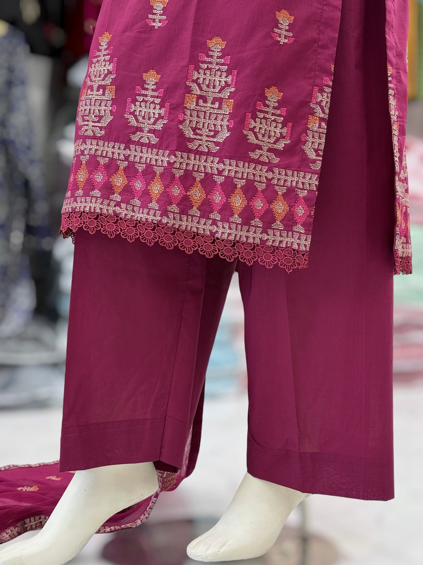Raani Bagh Exclusive Lawn L86-A | Stitched | 3 Piece