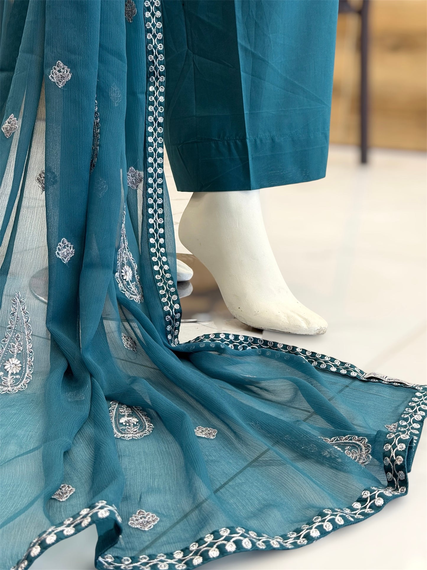 Rivaaj Exclusive Lawn L83-C | Stitched | 3 Piece