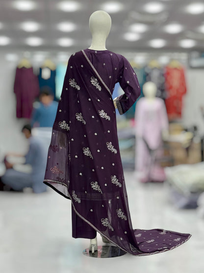 Chilman Exclusive Lawn L73-C | Stitched | 3 Piece