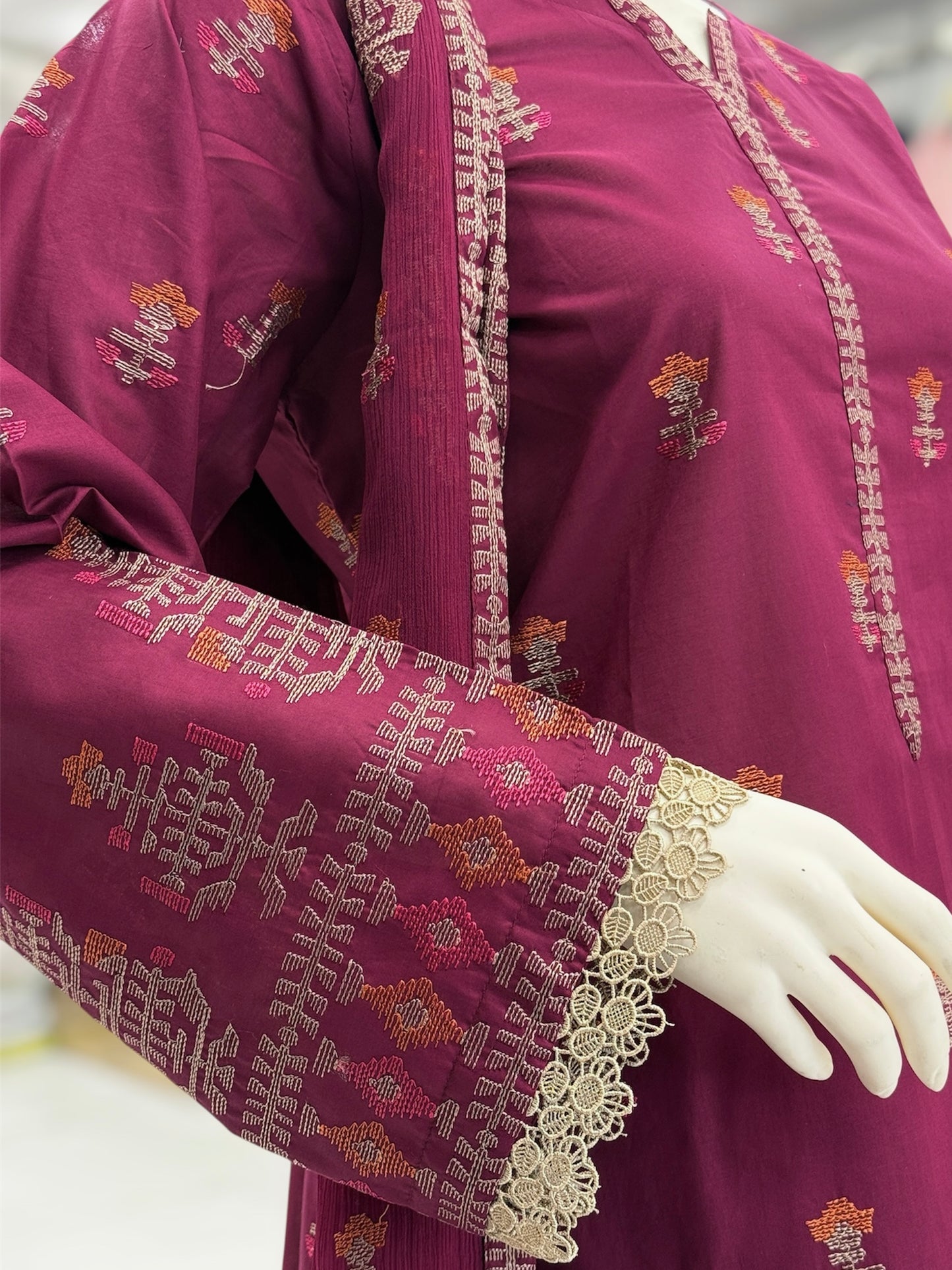 Raani Bagh Exclusive Lawn L86-A | Stitched | 3 Piece