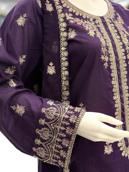 Pakeeza Exclusive Lawn L85-B | Stitched | 3 Piece
