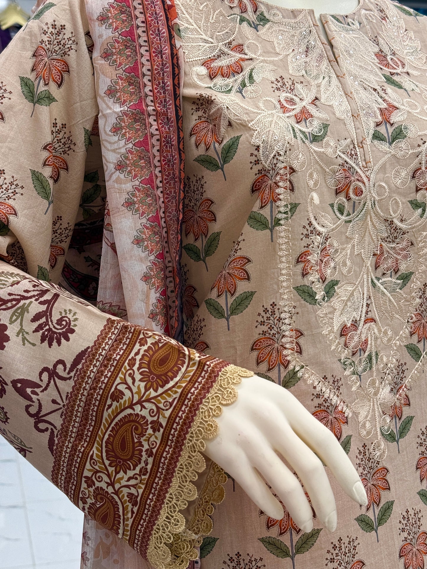 Samarbagh Exclusive Lawn L54-B | Stitched | 3 Piece