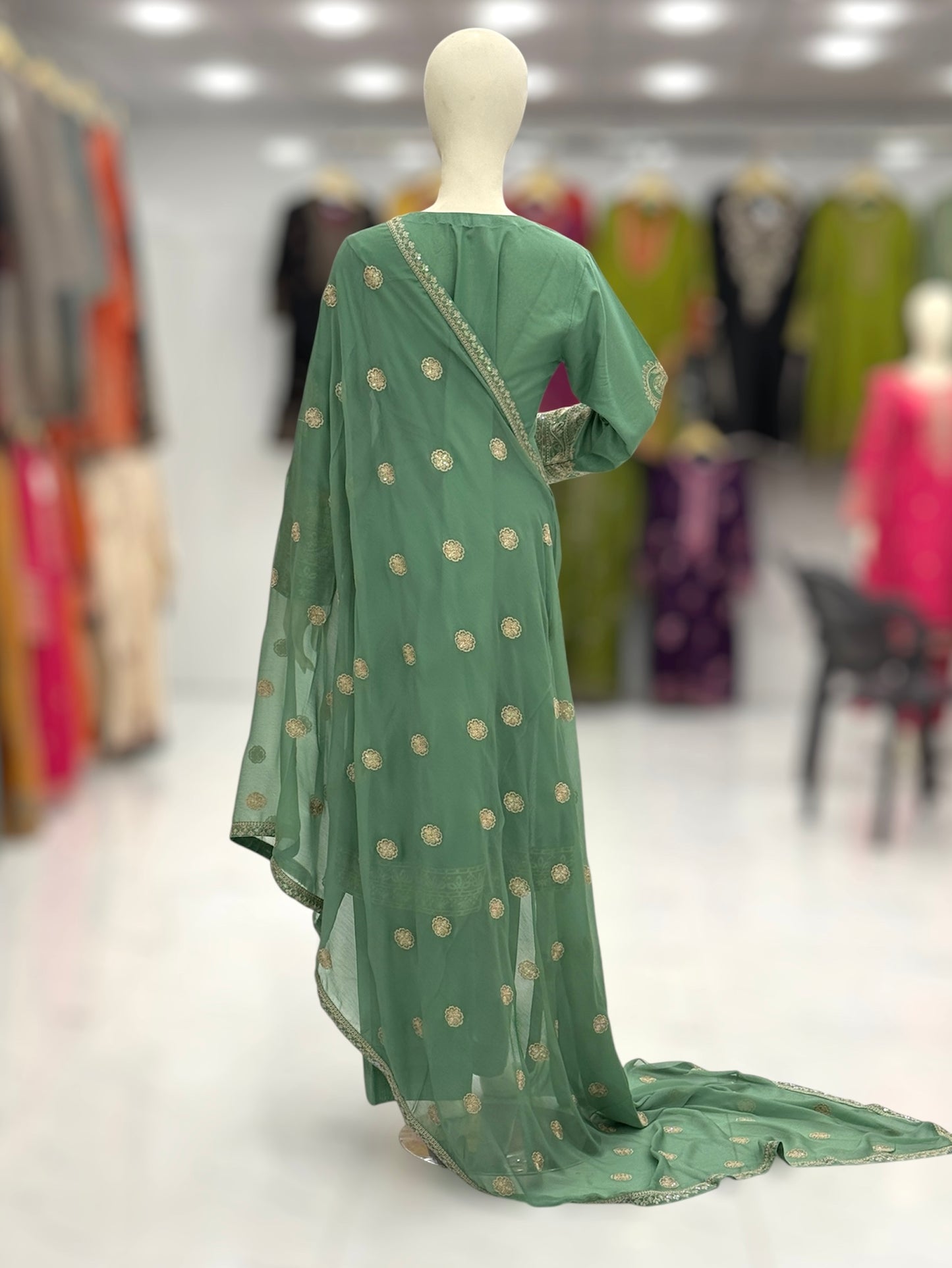 Taj Mahal Lawn Karandi K41-A | Stitched | 3 Piece